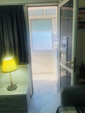 Interior - Charming cozzy apartment in brilliant Tiranë with WiFi, AC (Tiranë)