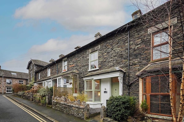 Exterior - Host & Stay | Hovera Cottage (Windermere)
