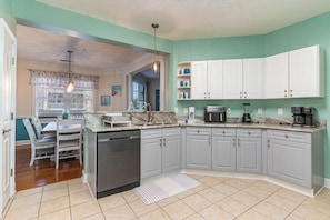 Fridge, microwave, oven, stovetop - Havens #726! Fabulous View of the 11th Hole! (North Myrtle Beach)