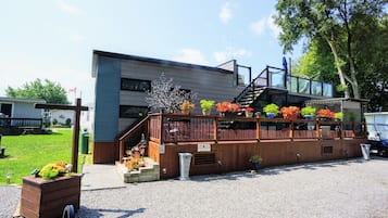 Enceinte de lâhĂ©bergement