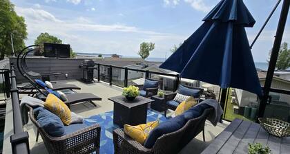 Sherkston Rooftop Retreat