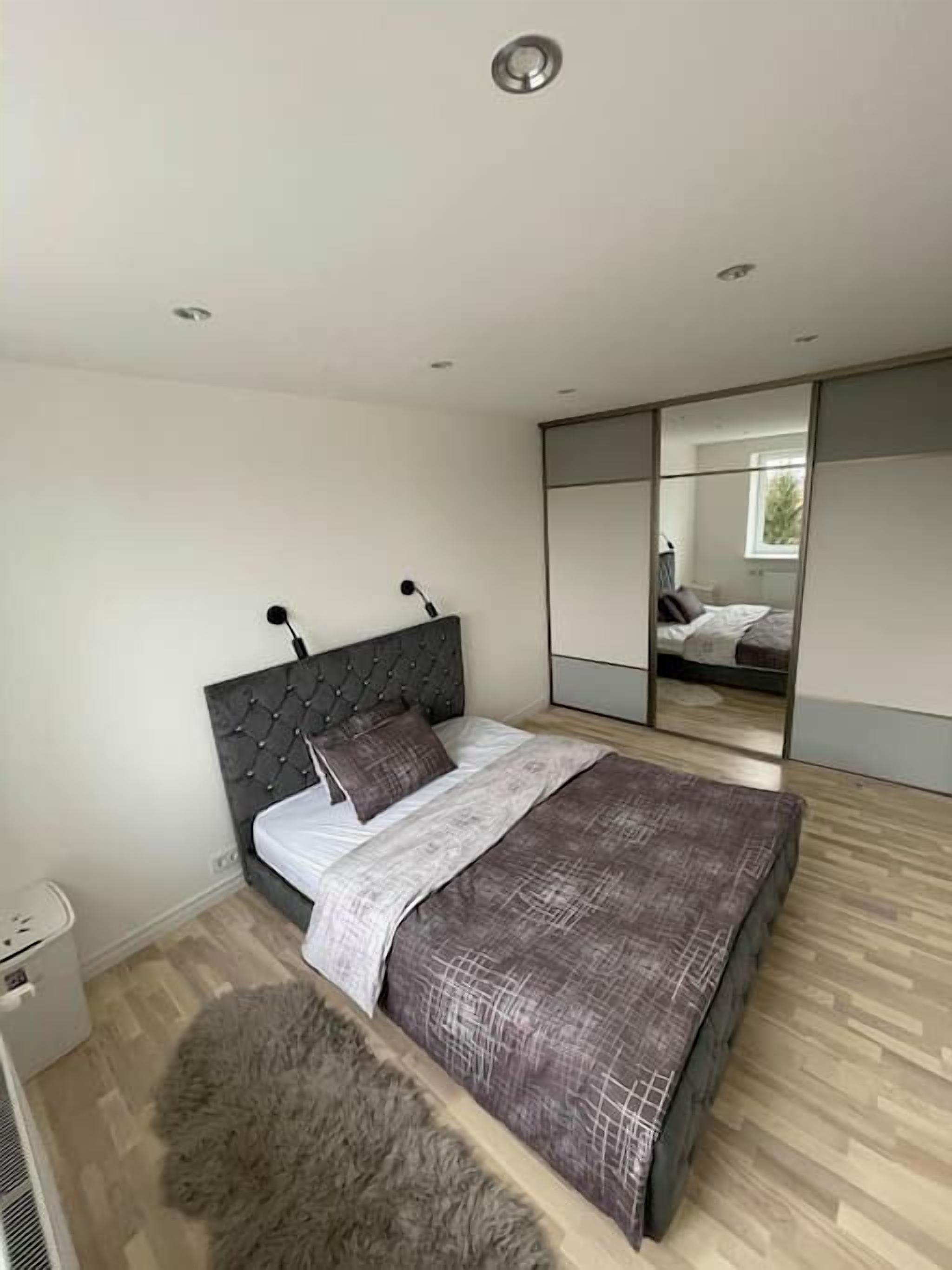 1 多间卧室、熨斗/熨衣板、旅行婴儿床、WiFi