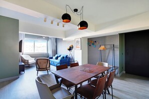 Apartment, 2 Schlafzimmer | Wohnbereich