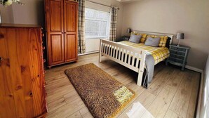獨棟房屋 | 2 間臥室、熨斗/熨衣板、床單