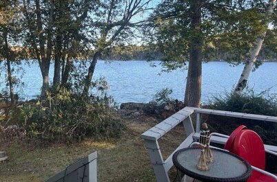 Relax at this peaceful place w/kayaks and dock available for personal boats