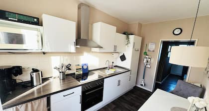 Cozy, quiet apartment on the outskirts of Leer Ostf. Dog-friendly & village-like