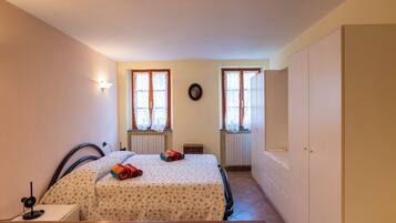 Apartment | 1 bedroom, free WiFi, bed sheets