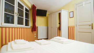 Camera BPE, 2 Camere, Vista Giardino