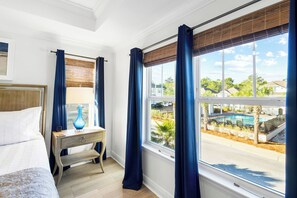 4 室のベッドルーム、アイロン / アイロン台、WiFi、ベッドシーツ