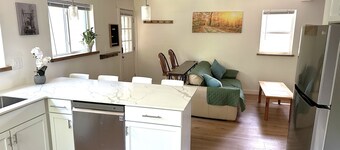 Private 2-bed/2 bath house, yard in Batavia 15 minutes to Darien Lake