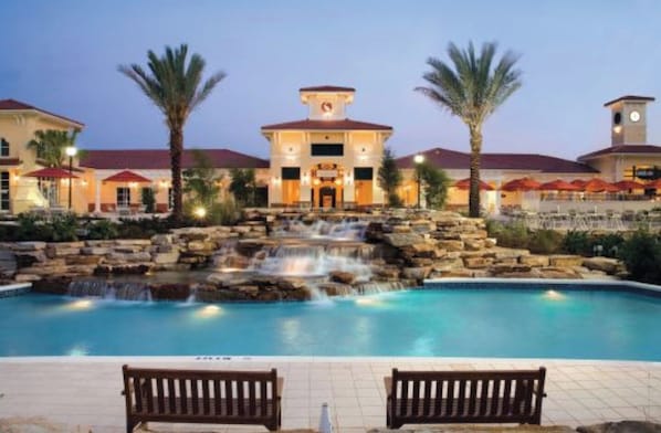 Outdoor pool, a heated pool