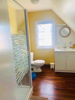 Shower, soap, toilet paper