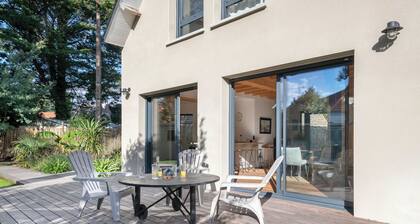 House 300 m from the beach, in the heart of Quimiac, pets welcome