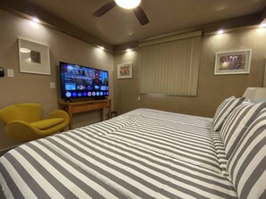 1 室のベッドルーム、アイロン / アイロン台、WiFi、ベッドシーツ