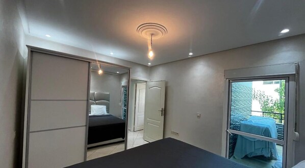 2 bedrooms