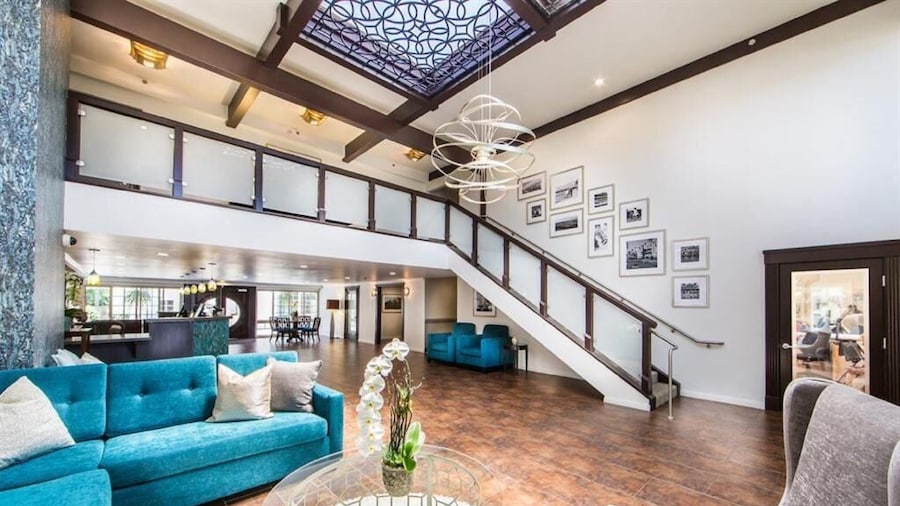 Winners Circle Resort