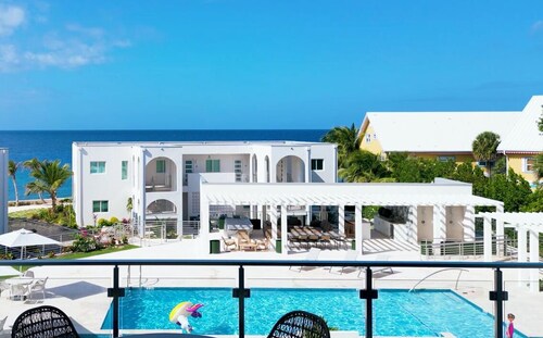 Sunset Point- Caribbean Elegance Redefined