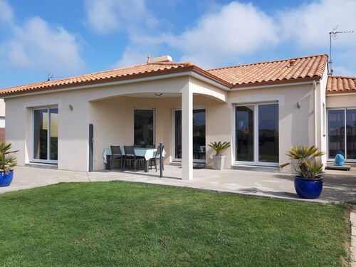 Maison tout confort au calme - Grands espaces - Proche mer et commerces