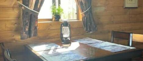 تناول الطعام