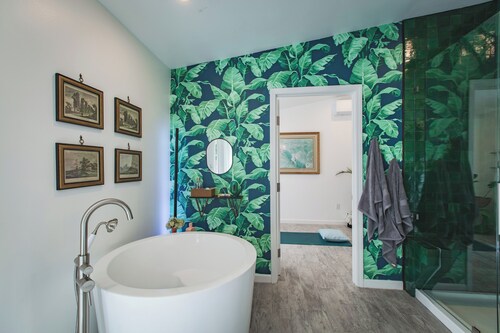 1.7 miles to Boardwalk Lux Guesthouse and Spa with Yoga Room 