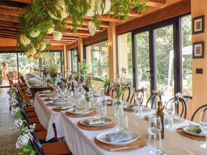 Banquet hall