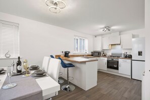 House | Private kitchen - Broads Escape/ - 3 Bedroom House in Oulton Broads (Lowestoft)