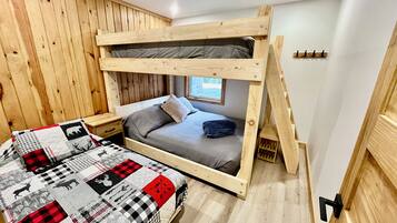 3 habitaciones, cuna de viaje, wifi y ropa de cama