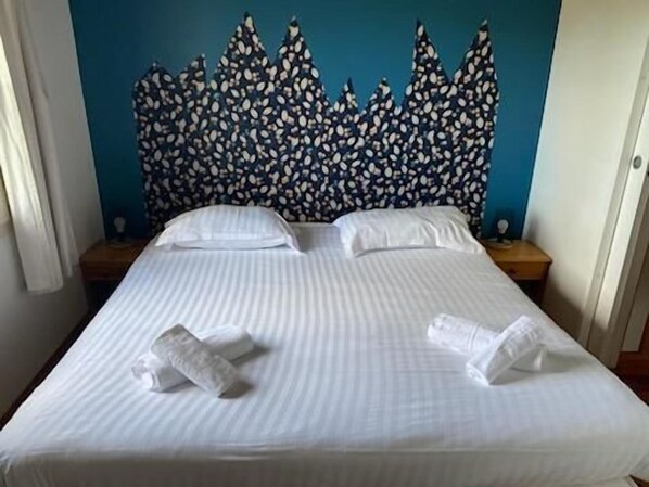 3 bedrooms, iron/ironing board, WiFi