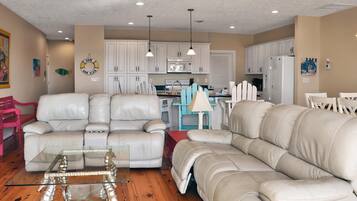 Kondominium, Beberapa Tempat Tidur (Club at Cape San Blas 2B) | Area keluarga