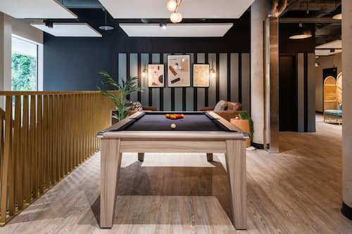 Spielezimmer