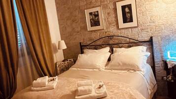 2 Schlafzimmer, Schreibtisch, BĂŒgeleisen/BĂŒgelbrett, Reisekinderbett