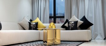 Appart Hotel Golden Sky Home