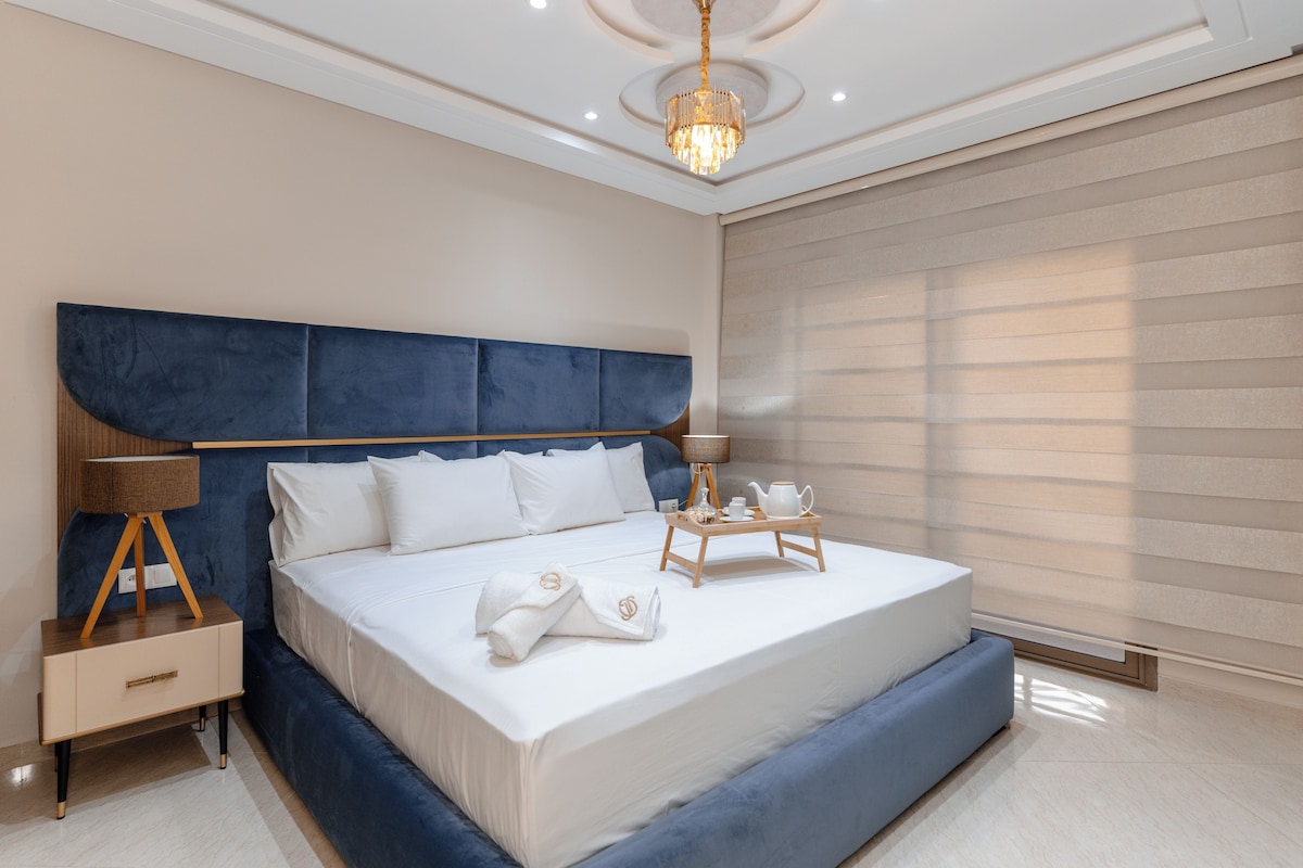 Royal Apartment