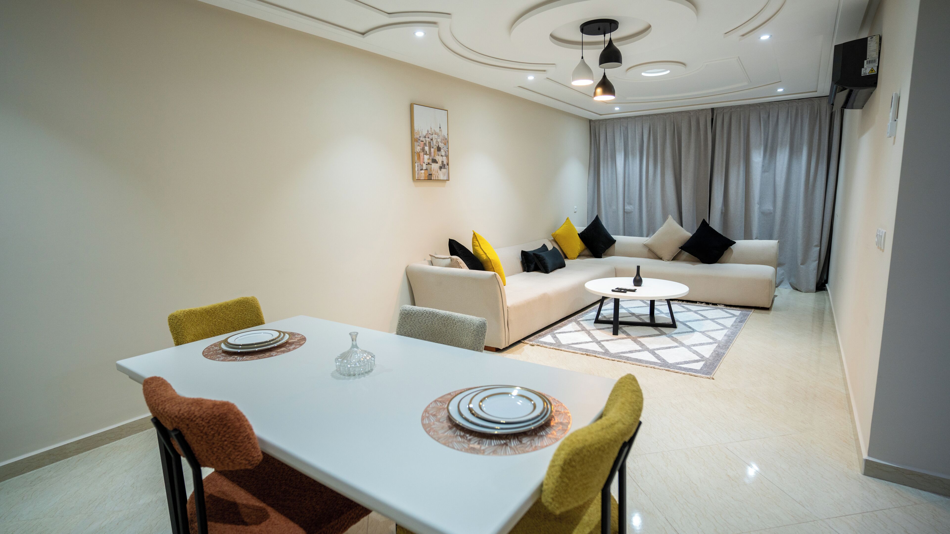 Junior Suite, City View | Living area