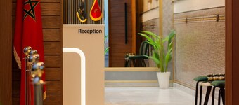 Appart Hotel Golden Sky Home