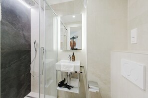 Studio 108 | Salle de bain