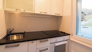 Unclassified image, 3 of 7, button - The Cristal apartment house is situated in a quiet, sunny and central location (Leukerbad)