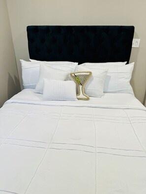 3 bedrooms, desk, iron/ironing board, free WiFi