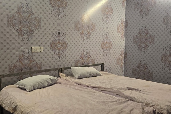 Deluxe Room | Laptop workspace