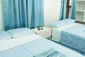 3 bedrooms, in-room safe, desk, iron/ironing board