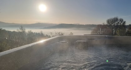 Escapade romantique 2* avec jacuzzi privé et vue imprenable