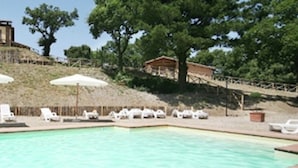 Pool | Outdoor pool - Farmhouse in Lazio With Lake Bolsena Views (Montefiascone)