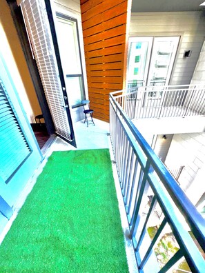 Interior - Last Minute Deals New Austin close University of Texas wine chiller near Domain (Austin)