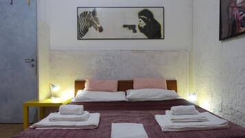 1 habitación, wifi y ropa de cama