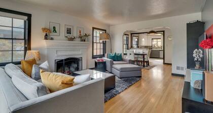 NEW Old Southwest Gem, Patio, Grill, Smart TV, 2 Desks + Fitness Equipment