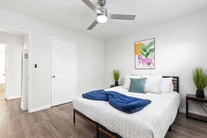 2 bedrooms, WiFi, bed sheets