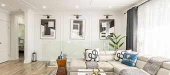 Charming 4-bedroom bungalow with Pool in soothing Mississauga