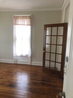 Quarto casal | Escrivaninha, espaço de trabalho para notebook