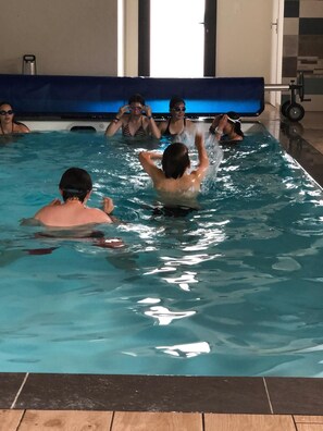 Innenpool, beheizter Pool