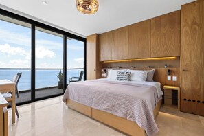 2 Schlafzimmer, Zimmersafe, Schreibtisch, Bügeleisen/Bügelbrett